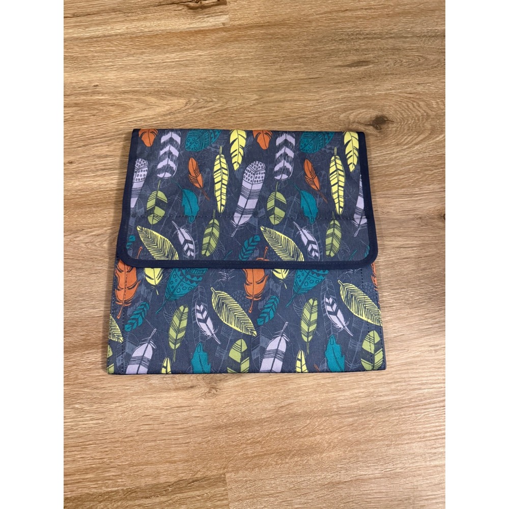 Thirty-One‎ get creative Navy Blue Feather Print Organizer Travel Storage Bag